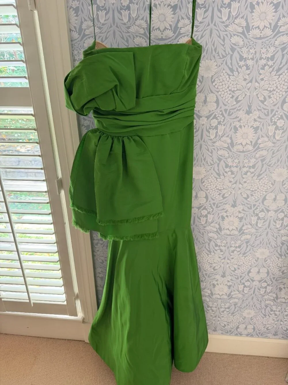 Oscar de la Renta - Green Formal Gown (Size 8 / Medium)